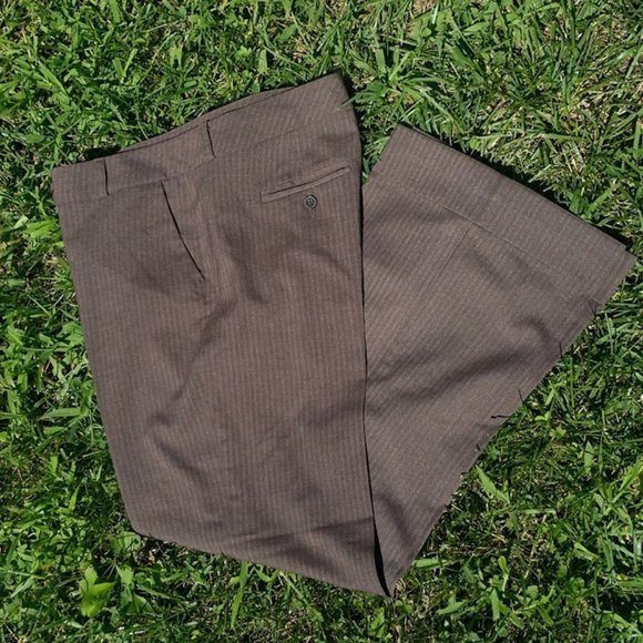 NY & Co. Brown pinstriped trousers w/cuffs size 6P - Picture 5 of 7